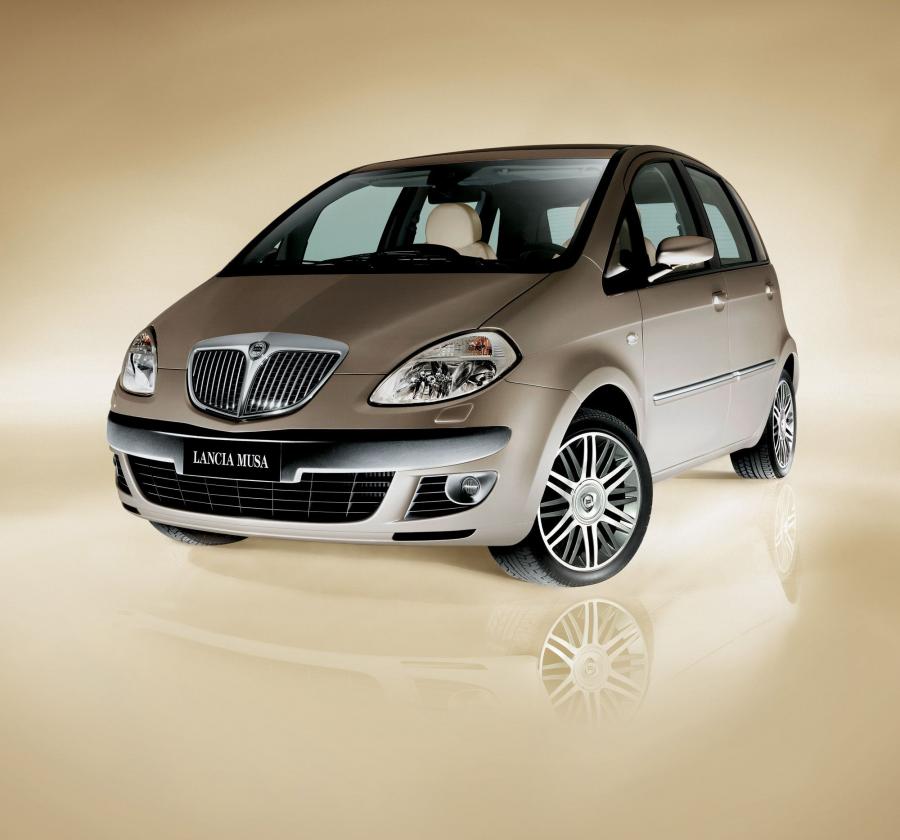  Lancia Musa (350) 2004 года  (фото 72 из 79)